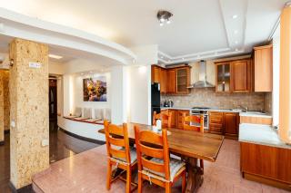 Ultra Central Spacious Terrace View - 7