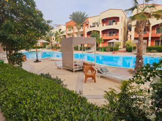 Excellent Pool & Beach inc Furnished Private Roof - 6