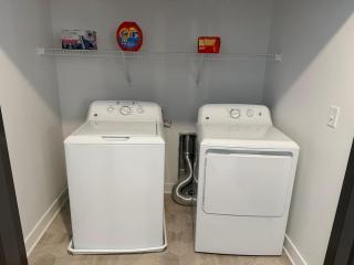 Spacious 2BR Stay | Sofa Bed + Fast WiFi + Parking - 7