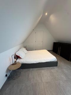 Beautiful renovated apartment in downtown Évreux - 8