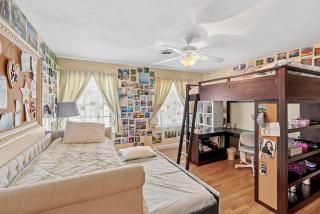 World Cup Boston Spacious Home Sleeps 12 - 5