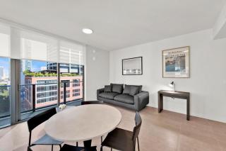 Skyline Apartment 1408 with Rooftop Pool Hosted by Marba Group - 1