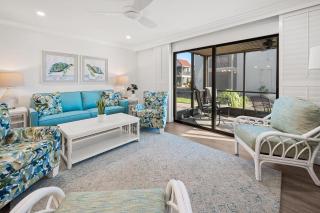#121 Sanibel Moorings Gulf Front - 9