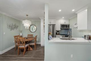 #1411 Sanibel Moorings Dockside - 8