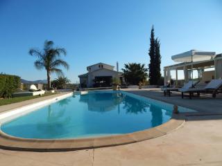 Pool luxury villa near Athens - 0