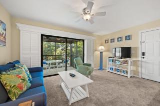#242 Sanibel Moorings Courtyard View - 9