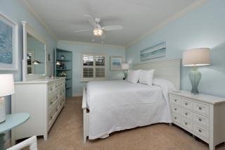 #222 Sanibel Moorings Courtyard View - 3