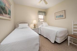 #412 Sanibel Moorings Gulf View - 5