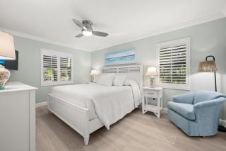 #231 Sanibel Moorings Courtyard View - 3