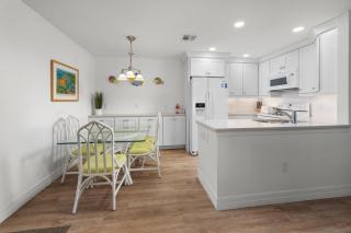 #542 Sanibel Moorings Gulf View - 7