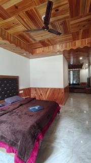 The Pine View - 2