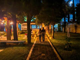 Sólo para ti, jacuzzi, gran jardín, fogata y palapa - 0