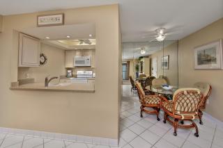 #742 Sanibel Moorings Gulf View - 7