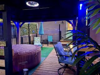 Hot Tub Glow Hill Home Near Horse Park and Ark - 9
