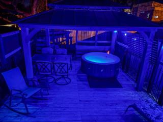 Hot Tub Glow Hill Home Near Horse Park and Ark - 4
