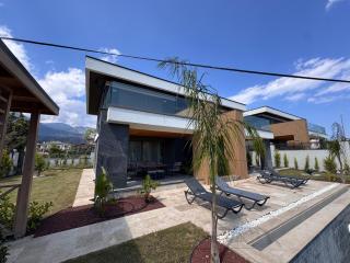 Albera Villas - 1