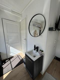 Ally's Urban Cozy Studio Juhkentali 42 Tallinn near city centre airport next to bus station - 4