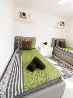 Moderne 3-Zimmer-Wohnung in unmittelbarer Nähe zur Plus City - 1