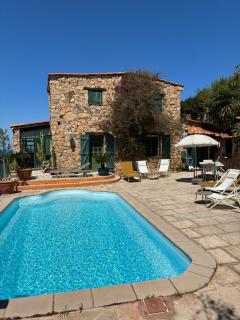 Private pool villa Beach 50 m away 10 guests - 8