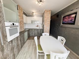 1BR Apartment Next to Grand Mall Varna - 8