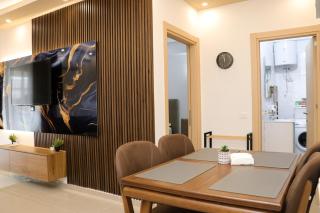 Golden Coast Q6 48 - 1