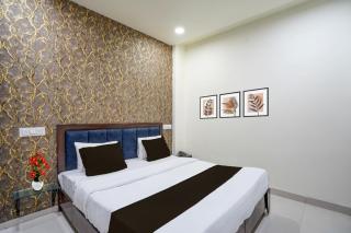 Super Collection O Satya Sai Square Formerly Hotel Crystal Inn - 6