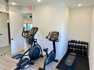 3 BD 3 BA The Hub At Westside 3205 TT - 4