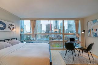 Beautiful Downtown Vancouver Studio wParking - 9