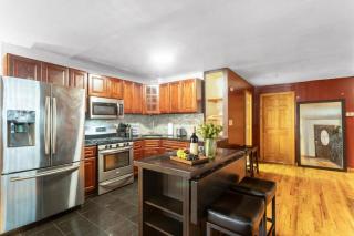 The Boca Abode - 2BR 2BTH w Jacuzzi Tub & Private Backyard - 4