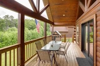 Peaceful 2-Cabin Property: 1 Mi to Current River! - 7