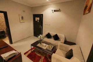 يوفي للشقق الفندقية UV Serviced Apartment - 2