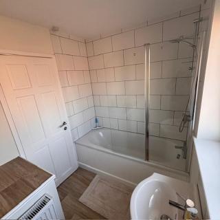 Spacious 4 Bedroom Contractor House, Bridgwater - 5