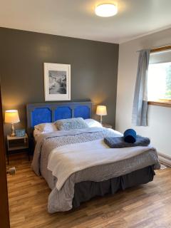Relaxing 2-Bed Country Home Bruce Trail & Falls - 2