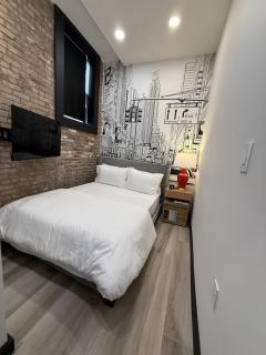 BRAND NEW! Sleeps 9, near World Cup, 18 min NYC - 2