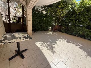 Green Garden Apartment - 3