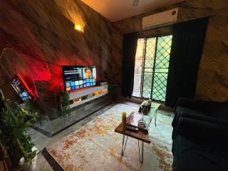 Cozy & Privacy-first Room in Rehman Gardens - 5