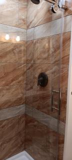 5 min walk to Casino - Quick I-81 Access - Cozy Private Stay - 8