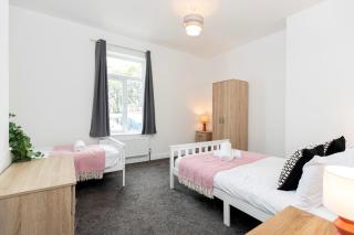 Durham 2BR Home Ideal for Contractor Stays - 9
