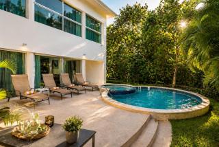 Private Pool Villa, Walk to Beach & 5th Ave - 7