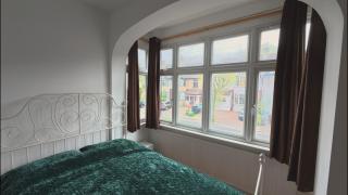 Spacious modern apartment in South Croydon - 6