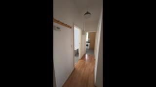 Spacious modern apartment in South Croydon - 3