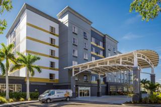 DoubleTree by Hilton Sarasota Bradenton Airport - 9