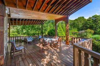Charlestown Retreat | 2 Reflection Pools & Fire Pits - 9