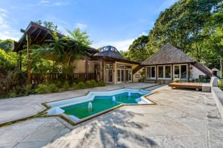 Charlestown Retreat | 2 Reflection Pools & Fire Pits - 0