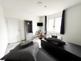 Krefeld House - 20 Min to DUS AIRPORT & MESSE - 1