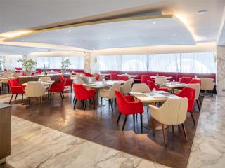 The Hotel Galleria Jeddah, Curio Collection by Hilton - 1