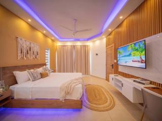 Green Palace 7 Bedroom Villa in Sosua with Security - 6