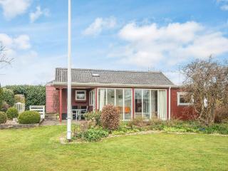 Seaside Retreat with Private Annex - 9