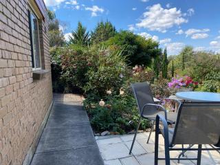 Peaceful place in the Adelaide hills - 9