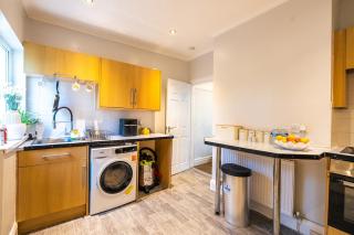 Hot Tub Retreat Parking Sleeps 6 Lancaster UK - 1